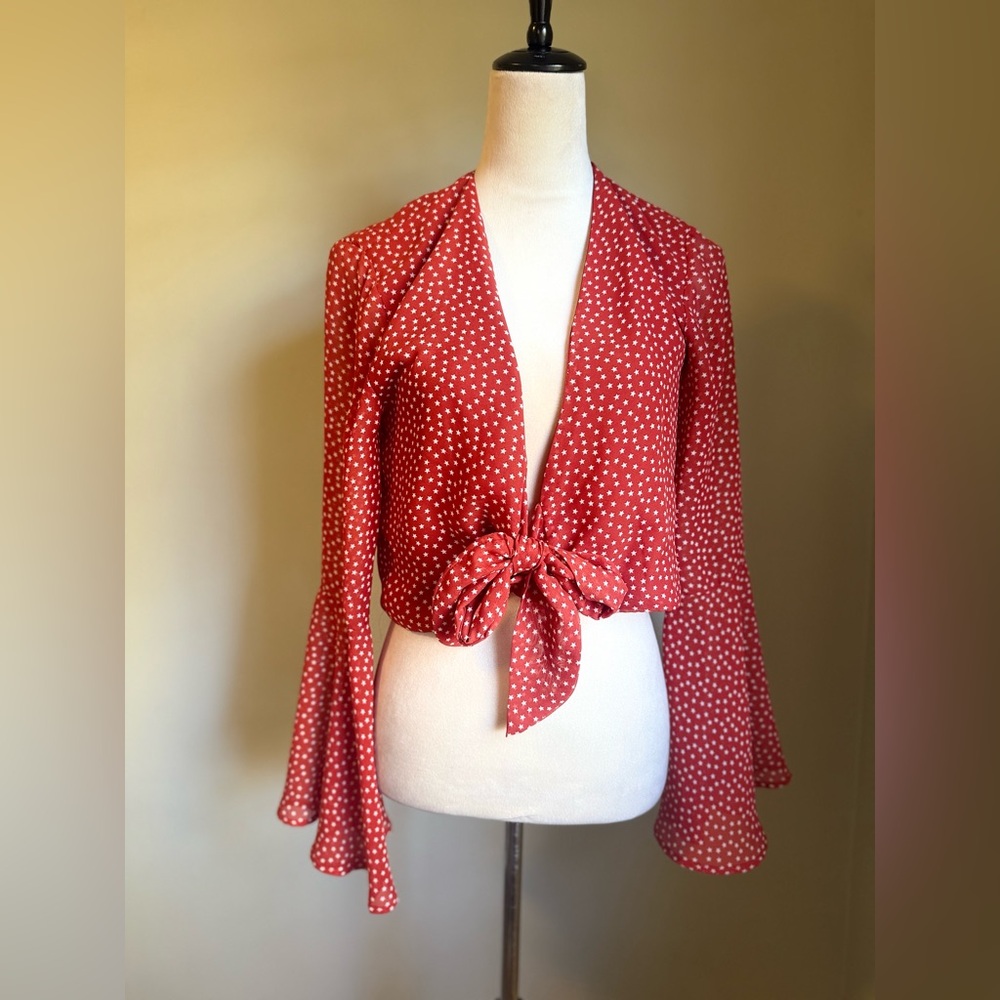 Urban Outfitters Red Star Print Tie-Front Blouse bell sleeves boho western Y2K m